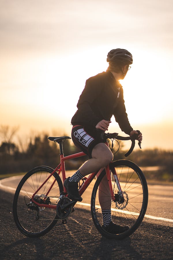 Benefits of Wearing a Cycling Jacket For Winter Cycling